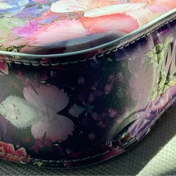 NWT authentic Christian Louboutin Handbag - Picture 8 of 14